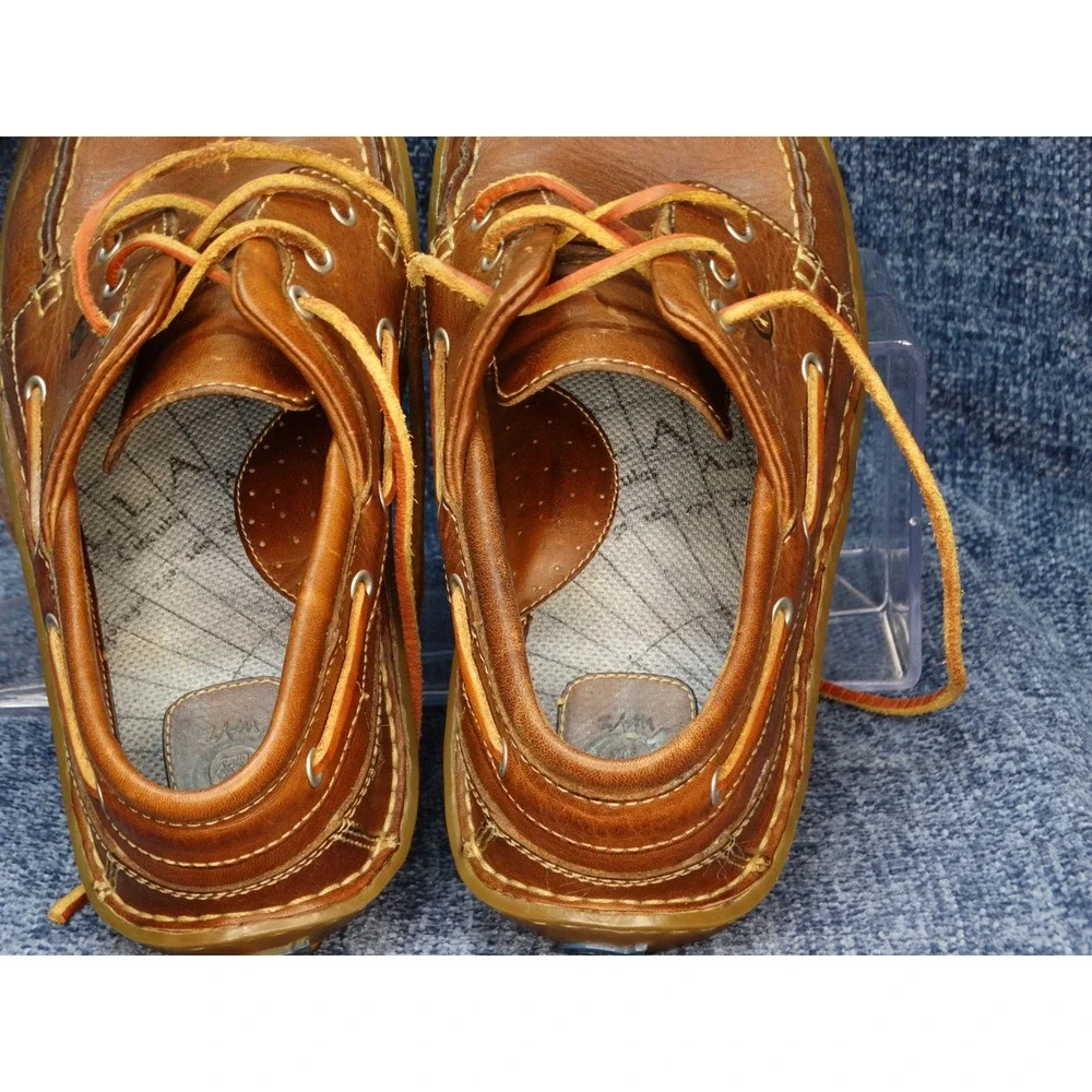 Born Mens 9 EU 42.5 Brown Leather Boat Shoes Moc Toe 3 Eye Deck Loafers MG056
